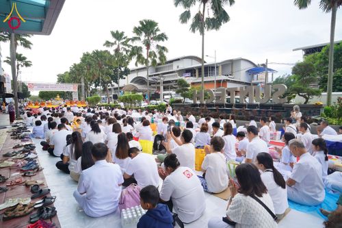 ภาพ No.173823:พิธีทอดกฐิน วัดภาวนาปีนัง ประเทศมาเลเซีย วันที่ 31 ตุลาคม พ.ศ. 2567