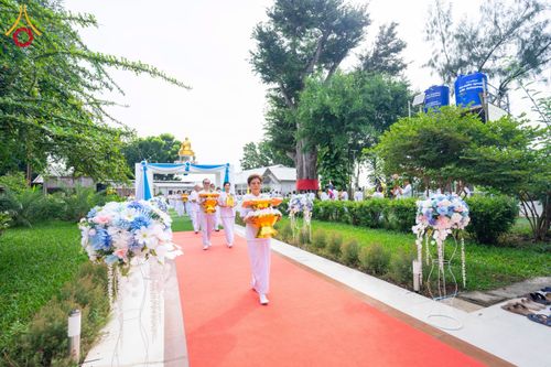 ภาพ No.174758:พิธีทอดกฐินสามัคคี ธรรมอุทยานบ้านแป้ง อำเภอพรหมบุรี จังหวัดสิงห์บุรี ในโครงการกฐินสามัคคีทั่วไทย 30,000 วัด บูชาธรรม 80 ปี หลวงพ่อธัมมชโย โดยคณะศิษยานุศิษย์วัดพระธรรมกาย วันที่ 26 ตุลาคม พ.ศ. 2567