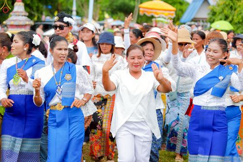 ภาพ No.256684:วันที่ 16 ตุลาคม พ.ศ. 2568 พิธีทอดกฐินสามัคคีทั่วไทย 30,000 วัด โดยคณะศิษยานุศิษย์ บูชาธรรม 81 ปี หลวงพ่อธัมมชโย ณ วัดสุภาษิตาราม ต.เกาะนางคำ อ.ปากพะยูน จ.พัทลุง