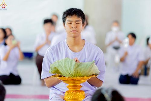 ภาพ No.228480:วันเสาร์ที่ 7 มิถุนายน พ.ศ. 2568 พิธีปลงผมโครงการอุปสมบทหมู่ธรรมทายาท ระดับอุดมศึกษา รุ่นที่ 52 ภาคฤดูฝน ณ วิหารคด 9 วัดพระธรรมกาย