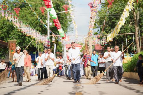 ภาพ No.166502:พิธีทอดกฐิน ณ วัดศรีพัฒนาราม อ.วังสะพุง จ.เลย ในโครงการกฐินสามัคคีทั่วไทย 30,000 วัด บูชาธรรม 80 ปี หลวงพ่อธัมมชโย โดยคณะศิษยานุศิษย์วัดพระธรรมกาย วันที่ 22 ตุลาคม พ.ศ. 2567