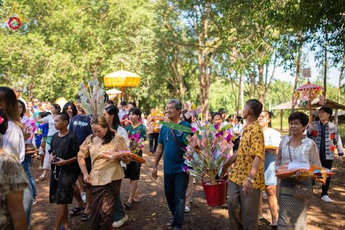 ภาพ No.177297:พิธีทอดกฐิน ณ วัดประชานิมิตร ต.คลองตะเกรา อ.ท่าตะเกียบ จ.ฉะเชิงเทรา ในโครงการทอดกฐินสามัคคีทั่วไทย 30,000 วัด บูชาธรรม 80 ปี หลวงพ่อธัมมชโย โดยคณะศิษยานุศิษย์วัดพระธรรมกาย วันที่ 2 พฤศจิกายน พ.ศ. 2567