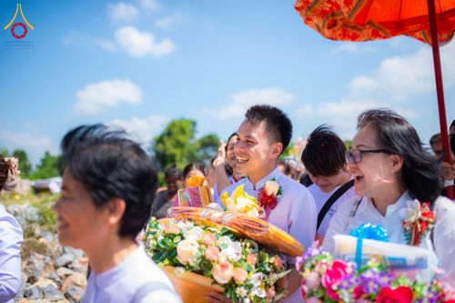 ภาพ No.178277:พิธีทอดกฐิน ณ ศูนย์ปฏิบัติธรรมเทียนถวาย ต.หนองไทร อ.ด่านขุนทด จ.นครราชสีมา ในโครงการทอดกฐินสามัคคีทั่วไทย 30,000 วัด บูชาธรรม 80 ปี หลวงพ่อธัมมชโย โดยคณะศิษยานุศิษย์วัดพระธรรมกาย วันที่ 7 พฤศจิกายน พ.ศ. 2567