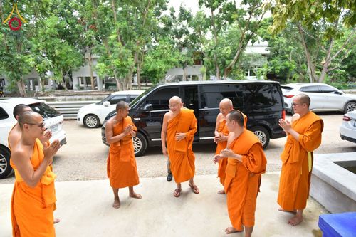 ภาพ No.152460:พิธียกฉัตรขาว 5 ชั้น กางกั้นถวายองค์พระประธาน อาคารปฏิบัติธรรมวัดสายสุวพรรณ ต.คลองสี่ อ.คลองหลวง จ.ปทุมธานี วันเสาร์ที่ 7 กันยายน พ.ศ. 2567