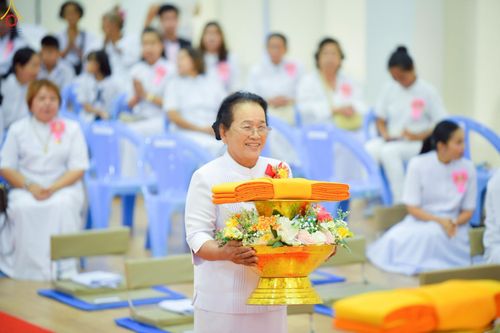 ภาพ No.249910:วันอังคารที่ 30 กันยายน พ.ศ. 2568 พิธีตอกเสามงคลต้นแรกอาคารเศรษฐีถาวร ที่พักผู้มาปฏิบัติธรรม ณ ศูนย์ปฏิบัติธรรมจันทบุรี