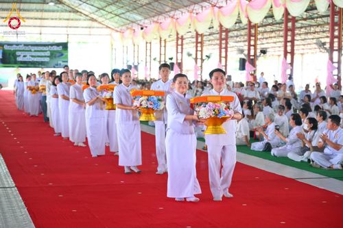 ภาพ No.162001:พิธีทอดผ้าป่า ในวันออกพรรษา ณ พุทธอุทยานนานาชาติ จังหวัดหนองคาย วันพฤหัสบดีที่ 17 ตุลาคม พ.ศ. 2567