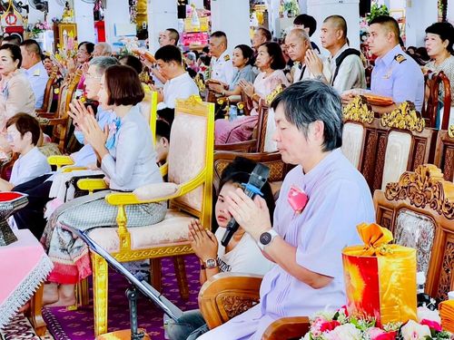 ภาพ No.253389:วันที่ 12 ตุลาคม พ.ศ. 2568 พิธีทอดกฐินสามัคคีทั่วไทย 30,000 วัด โดยคณะศิษยานุศิษย์ บูชาธรรม 81 ปี หลวงพ่อธัมมชโย ณ วัดแจ่มราษฎร์ศรัทธาธรรม(สีล้ง) ต.คลองด่าน อ.บางบ่อ จ.สมุทรปราการ