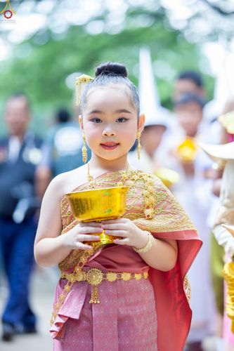 ภาพ No.252505:วันที่ 11 ตุลาคม พ.ศ. 2568 พิธีทอดกฐินสามัคคีทั่วไทย 30,000 วัด โดยคณะศิษยานุศิษย์ บูชาธรรม 81 ปี หลวงพ่อธัมมชโย ณ วัดโคกมะตูม อ.เมืองสระบุรี จ.สระบุรี