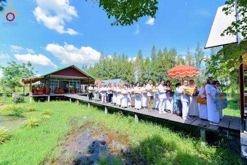 ภาพ No.174864:พิธีทอดกฐิน ศูนย์ปฏิบัติธรรมท่าม่วง ต.ทุ่งทอง อ.ท่าม่วง จ.กาญจนบุรี ในโครงการกฐินสามัคคีทั่วไทย 30,000 วัด บูชาธรรม 80 ปี หลวงพ่อธัมมชโย โดยคณะศิษยานุศิษย์วัดพระธรรมกาย วันที่ 9 พฤศจิกายน พ.ศ. 2567