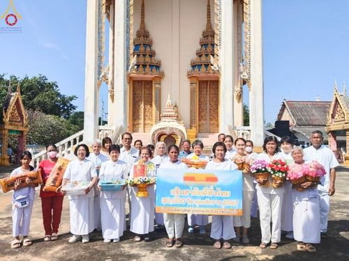 พิธีทอดกฐิน ณ วัดพัฒนาราม จ.ชัยนาท ในโครงการกฐินสามัคคีทั่วไทย 30,000 วัด บูชาธรรม 80 ปี หลวงพ่อธัมมชโย โดยคณะศิษยานุศิษย์วัดพระธรรมกาย วันที่ 27 ตุลาคม พ.ศ. 2567