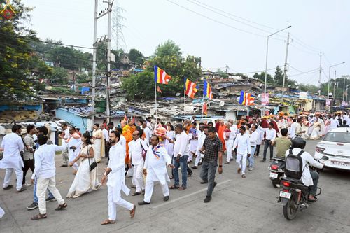 ภาพ No.263471:วันที่ 18 ตุลาคม พ.ศ. 2568 พิธีแห่กฐิน และกฐินสมทบหลวงพ่อ ธัมมชโย  ถวายแด่ วัดพุทธภูมิ เมืองโภปาล รัฐมัธยประเทศ ประเทศอินเดีย 