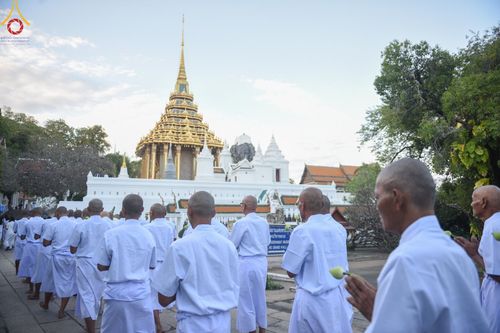 ภาพ No.184599:โครงการบรรพชาอุปสมบทหมู่ บูชาธรรมมหาปูชนียาจารย์ ณ วัดพระพุทธบาท ราชวรมหาวิหาร ต.ขุนโขลน อ.พระพุทธบาท จ.สระบุรี  วันที่ 8 ธันวาคม พ.ศ. 2567