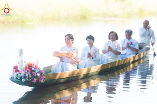 ภาพ No.175437:พิธีทอดกฐินสามัคคี ณ ศูนย์ปฏิบัติธรรมแก้วมงคลสกลนคร(หนองหาร) ต.ท่าแร่ อำเภอเมือง จังหวัดสกลนคร วันที่ 15 พฤศจิกายน พ.ศ. 2567