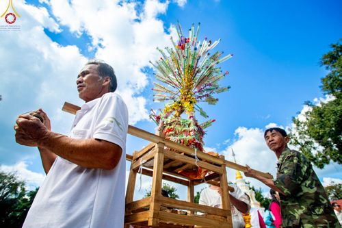 ภาพ No.99163:พิธีทอดกฐินสามัคคีทั่วไทย 5,000 วัด   ณ วัดศรีดงเย็น อ.ทุ่งหัวช้าง จ.ลำพูน วันที่ 22 พฤศจิกายน พ.ศ. 2566