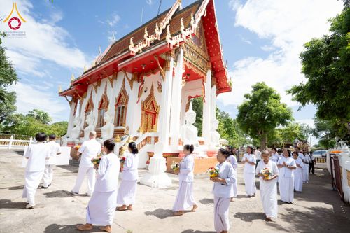 ภาพ No.251417:วันที่ 11 ตุลาคม พ.ศ. 2568 พิธีทอดกฐินสามัคคีทั่วไทย 30,000 วัด โดยคณะศิษยานุศิษย์ บูชาธรรม 81 ปี หลวงพ่อธัมมชโย ณ วัดท่ามะยม นครราชสีมา