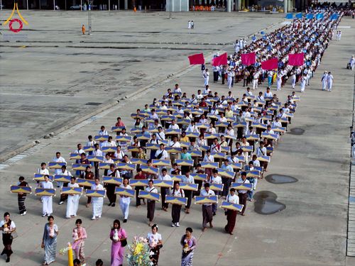 ภาพ No.232765:วันอาทิตย์ที่ 6 กรกฏาคม พ.ศ. 2568 พิธีสวดธัมมจักกัปปวัตตนสูตร เมียนมา ครั้งที่ 8 ณ มหาธรรมกายเจดีย์ วัดพระธรรมกาย