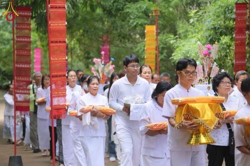 ภาพ No.174137:พิธีทอดกฐินสามัคคี ธุดงคสถานลุ่มน้ำฝาง ต.แม่คะ อ.ฝาง จ.เชียงใหม่ ในโครงการกฐินสามัคคีทั่วไทย 30,000 วัด บูชาธรรม 80 ปี หลวงพ่อธัมมชโย โดยคณะศิษยานุศิษย์วัดพระธรรมกาย วันที่ 9 พฤศจิกายน พ.ศ. 2567