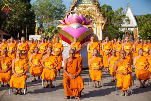 ภาพ No.211327:วันอาทิตย์ที่ 16 มีนาคม พ.ศ. 2568 ธรรมยาตราอัญเชิญพระบรมสารีริกธาตุ รอบเมืองปัตตานี ประดิษฐาน ณ ปทุมเจดีย์ เจดีย์พระพุทธเจ้า 5 พระองค์  ศูนย์อบรมเยาวชนปัตตานี