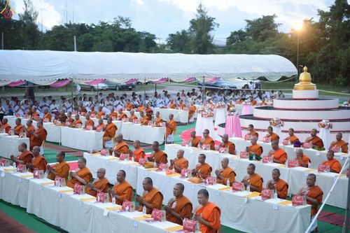 ภาพ No.261536:วันที่ 17-18 ตุลาคม พ.ศ. 2568 พิธีเจริญพระพุทธมนต์คณะสงฆ์ 108 กลั่นแผ่นดินองค์พระเจดีย์สระบุรี สมโภชองค์กฐิน และพิธีทอดกฐิน ณ ศูนย์ปฏิบัติธรรมสระบุรี ในโครงการกฐินสามัคคีทั่วไทย 30,000 วัด บูชาธรรม 81 ปี หลวงพ่อธัมมชโย โดยคณะศิษยานุศิษย์วัดพระธรรมกาย