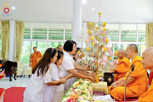 ภาพ No.182691:พิธีทอดกฐิน ณ ธุดงคสถานทรงธรรมกำแพงเพชร ในโครงการทอดกฐินสามัคคีทั่วไทย 30,000 วัด บูชาธรรม 80 ปี หลวงพ่อธัมมชโย โดยคณะศิษยานุศิษย์วัดพระธรรมกาย วันที่ 25 ตุลาคม พ.ศ. 2567