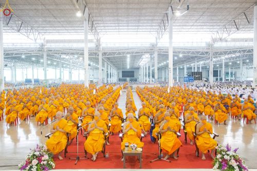 ภาพ No.76896:พิธีบูชาข้าวพระ ในวันมาฆบูชา อาทิตย์ต้นเดือนที่ 6 มีนาคม พ.ศ. 2566 ณ วัดพระธรรมกาย จ.ปทุมธานี