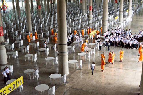 ภาพ No.214481:วันที่ 31 มีนาคม พ.ศ. 2568 ประชุมทีมงานการจัดถวายภัตตาหารพระ  เพื่องานวันถวายมหาสังฆทาน 40,000 กว่าวัด  วันคุ้มครองโลก ณ วัดพระธรรมกาย