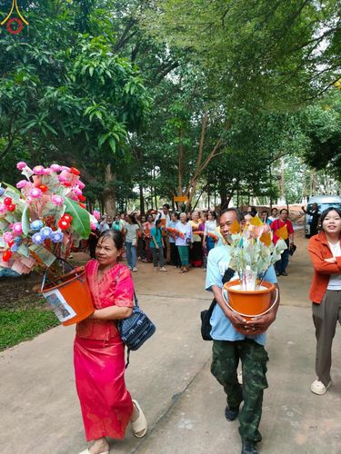 ภาพ No.176525:พิธีทอดกฐิน ณ วัดโนนดินแดงเหนือ อำเภอโนนดินแดง จังหวัดบุรีรัมย์  ในโครงการกฐินสามัคคีทั่วไทย 30,000 วัด บูชาธรรม 80 ปี หลวงพ่อธัมมชโย โดยคณะศิษยานุศิษย์วัดพระธรรมกาย วันที่ 27 ตุลาคม พ.ศ. 2567