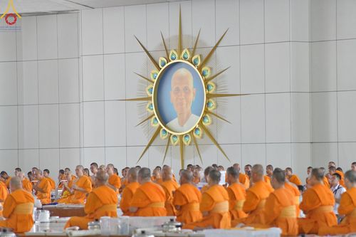 ภาพ No.186830:พิธีถวายภัตตาหารเมนูสวรรค์ "เพื่อการบรรลุธรรม" วันเสาร์ที่ 28 ธันวาคม พ.ศ.2567 ณ หอฉันคุณยายอาจารย์ฯ วัดพระธรรมกาย