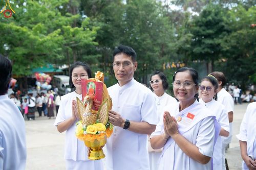 ภาพ No.163713:โครงการกฐินสามัคคีทั่วไทย 30,000 วัด บูชาธรรม 80 ปี หลวงพ่อธัมมชโย โดย คณะศิษยานุศิษย์วัดพระธรรมกาย ณ วัดเขาช่องชาด ต.อูบมุง อ.หนองวัวซอ จ.อุดรธานี วันที่ 19 ตุลาคม พ.ศ. 2567