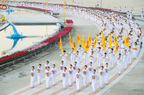 ภาพ No.180502:พิธีบรรพชาอุปสมบท โครงการอุปสมบทบูชาธรรมมหาปูชนียาจารย์ ประจำปีพุทธศักราช 2567 วันเสาร์ที่ 7 ธันวาคมพ.ศ. 2567 ณ วัดพระธรรมกาย จ.ปทุมธานี