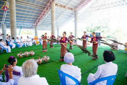 ภาพ No.179308:พิธีทอดกฐิน ณ ธุดงคสถานลำพูน อำเภอบ้านโฮ่ง จังหวัดลำพูน ในโครงการกฐินสามัคคีทั่วไทย 30,000 วัด บูชาธรรม 80 ปี หลวงพ่อธัมมชโย โดยคณะศิษยานุศิษย์วัดพระธรรมกาย วันที่ 15 พฤศจิกายน พ.ศ. 2567