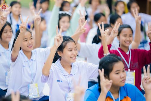 ภาพ No.106581:วันรวมพลังเด็กดี V-star ผู้นำฟื้นฟูศีลธรรมโลก จังหวัดสมุทรสาคร วันพฤหัสบดีที่ 28 ธันวาคม พ.ศ. 2566 ณ โรงเรียนสมุทรสาครวิทยาลัย อำเภอเมือง จังหวัดสมุทรสาคร