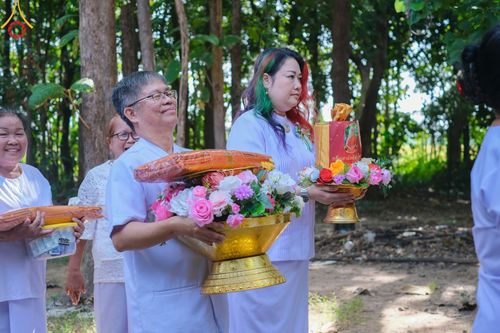 ภาพ No.168843:พิธีทอดกฐิน ณ วัดบ้านน้ำอ้อม จ.บุรีรัมย์ ในโครงการกฐินสามัคคีทั่วไทย 30,000 วัด บูชาธรรม 80 ปี หลวงพ่อธัมมชโย โดยคณะศิษยานุศิษย์วัดพระธรรมกาย วันที่ 23 ตุลาคม พ.ศ. 2567