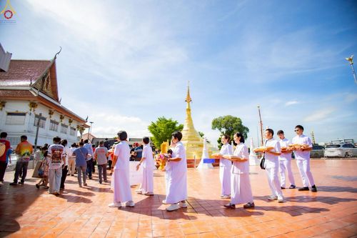 ภาพ No.258869:วันที่ 19 ตุลาคม พ.ศ. 2568 พิธีทอดกฐินสามัคคีทั่วไทย 30,000 วัด โดยคณะศิษยานุศิษย์ บูชาธรรม 81 ปี หลวงพ่อธัมมชโย ณ วัดเมตารางค์ อ.สามโคก จ.ปทุมธานี