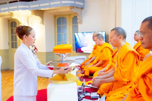 ภาพ No.92640:พิธีทอดกฐินวัดพระธรรมกายนอร์ธสวีเดน เพื่อปฏิสังขรณ์ ซ่อมแซมประตูและหน้าต่าง วันเสาร์ที่ 4 พฤศจิกายน พ.ศ. 2566 ณ เมือง แยฟเล่ ประเทศสวีเดน