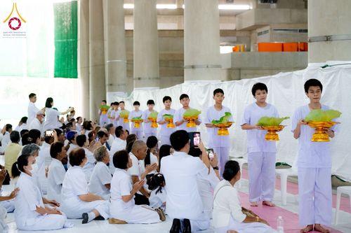 ภาพ No.143783:พิธีปลงผมยุวธรรมทายาท โครงการสามเณรโรงเรียนนานาชาติ รุ่นที่  13 ณ วิหารคด คอร์ 9 วัดพระธรรมกาย วันอาทิตย์ที่ 7 กรกฎาคม พ.ศ. 2567