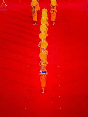 ภาพ No.153159:พิธีมุทิตาสักการะ พระภิกษุ-สามเณร ผู้สอบไล่ได้เปรียญธรรม ประโยค 1-2 ถึงประโยค ป.ธ.9 และบาลีศึกษา ประโยค1-2 ถึง บ.ศ.9 , พิธีมอบดวงแก้วสามเณรผู้ทรงบาลีไวยากรณ์ วัดพระธรรมกาย และ ศูนย์ส่งเสริมศีลธรรมในประเทศและต่างประเทศ วันอาทิตย์ที่ 8 กันยายน พ.ศ.2567