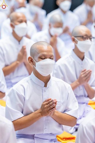 ภาพ No.84172:พิธีขอบรรพชา , พิธีขอสรณคมน์และศีล ,  พิธีรับบาตร , พิธีอุปสมบท ในโครงการบรรพชาอุปสมบทหมู่ธรรมทายาทรุ่นเข้าพรรษา และโครงการบรรพชาสามเณรโรงเรียนนานาชาติ รุ่นที่ 12 ณ โบสถ์พระไตรปิฎก วัดพระธรรมกาย วันที่ 22 กรกฎาคม พ.ศ. 2566