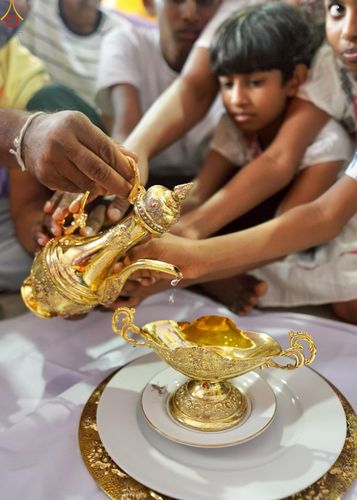 ภาพ No.264891:วันที่ 19 ตุลาคม พ.ศ. 2568 กฐินสมทบต่างประเทศ บูชาธรรม 81 ปี  หลวงพ่อธัมมชโย วัดพระธรรมกาย  ณ วัดอนุรุทธะ อารานะ ประเทศศรีลังกา 