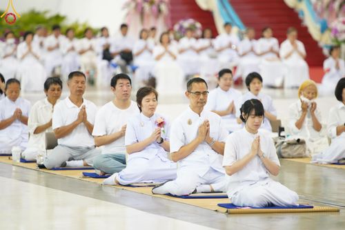 ภาพ No.153991:พิธีจุดเทียนใจ ไฟนิรันดร์ อนันตชัย วันอาทิตย์ที่ 8 กันยายน พ.ศ. 2567 วัดพระธรรมกาย จ.ปทุมธานี