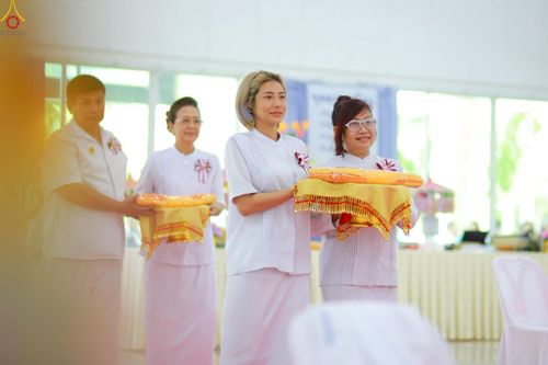 ภาพ No.241769:วันเสาร์ที่ 23 สิงหาคม พ.ศ. 2568 ปฐมผ้าป่าสถาปนาองค์พระเจดีย์ "ซื้อดินปรับพื้นที่ลานธรรม รองรับองค์พระเจดีย์เพื่อสร้างสันติภาพโลก" ณ ศูนย์ปฏิบัติธรรมระยอง (บ้านช่องลม)