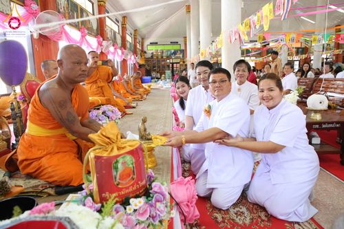 ภาพ No.183741:พิธีทอดกฐิน ณ วัดต้นทองน้ำเมา จ.นครราชสีมา ในโครงการทอดกฐินสามัคคีทั่วไทย 30,000 วัด บูชาธรรม 80 ปี หลวงพ่อธัมมชโย โดยคณะศิษยานุศิษย์วัดพระธรรมกาย วันที่ 10 พฤศจิกายน พ.ศ. 2567