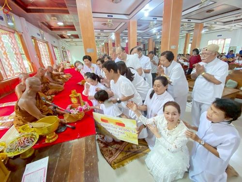 ภาพ No.269541:วันที่ 25 ตุลาคม พ.ศ. 2568 พิธีทอดกฐินสามัคคีทั่วไทย ณ วัดบ้านบกน้อย อ.หนองแค จ.สระบุรี โดยคณะศิษยานุศิษย์ บูชาธรรม 81 ปี หลวงพ่อธัมมชโย