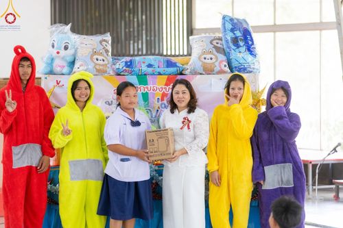 ภาพ No.187394:วันรวมพลังเด็กดี V-star ผู้นำฟื้นฟูศีลธรรมโลก ณ ศูนย์อบรมเยาวชนอุตรดิตถ์ อำเภอทองแสนขัน วันที่ 27 ธันวาคม พ.ศ. 2567