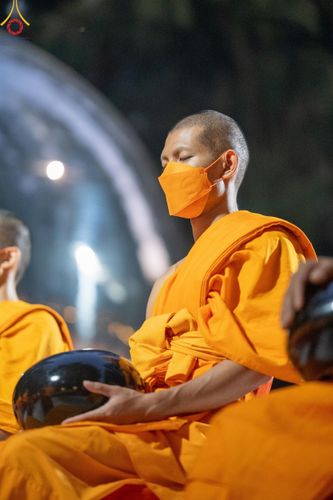 ภาพ No.107339:พิธีตักบาตรพระธรรมยาตราฯ ในโครงการธรรมยาตรากตัญญูบูชา มหาปูชนียาจารย์ พระมงคลเทพมุนี(สด จนฺทสโร) พระผู้ปราบมาร ปีที่ 12 ณ อนุสรณ์สถานมหาวิหารพระมงคลเทพมุนี อ.สองพี่น้อง จ.สุพรรณบุรี วันที่ 7 มกราคม พ.ศ. 2567