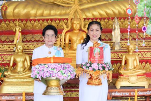 ภาพ No.168246:พิธีทอดกฐิน ณ วัดถนนโค้ง จ.ลพบุรี ในโครงการกฐินสามัคคีทั่วไทย 30,000 วัด บูชาธรรม 80 ปี หลวงพ่อธัมมชโย โดยคณะศิษยานุศิษย์วัดพระธรรมกาย วันที่ 20 ตุลาคม พ.ศ. 2567