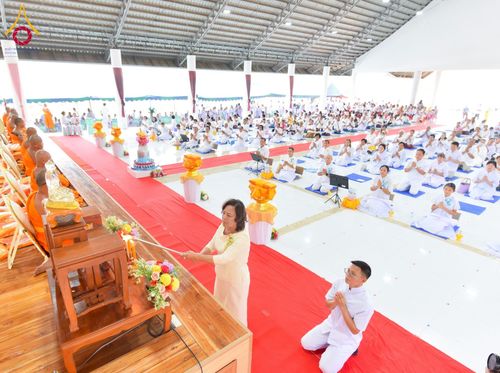 ภาพ No.216613:วันเสาร์ที่ 5 เมษายน พ.ศ. 2568 พิธีทอดผ้าป่าสามัคคีสร้างกุฎิสงฆ์ ณ ธุดงคสถานอำนาจเจริญ