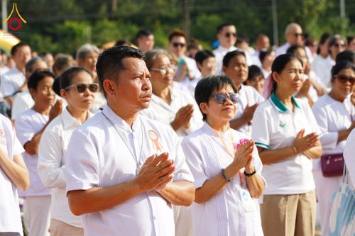 ภาพ No.162053:พิธีโปรยรัตนชาติ ลานอเนกประสงค์พญานาค 4 ตระกูล วันพฤหัสบดีที่ 17 ตุลาคม พ.ศ. 2567 ณ พุทธอุทยานนานาชาติ จังหวัดหนองคาย