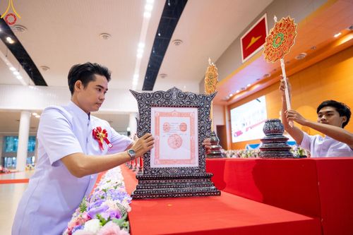 ภาพ No.57919:พิธีมุทิตาสักการะพระสังฆาธิการ ผู้ที่ได้รับพระราชทานเลื่อนและตั้งสมณศักดิ์ ปีพุทธศักราช 2567 วันอาทิตย์ที่ 28 เมษายน พ.ศ. 2567 ณ วัดพระธรรมกาย จ.ปทุมธานี