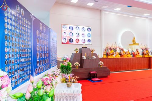 ภาพ No.87060:พิธีทักษิณานุปทานแด่บรรพชนตระกูลผ่องสวัสดิ์ และหมู่ญาติที่ล่วงลับไปแล้ว ณ มหาเจดีย์ทัตตชีโว ศูนย์อบรมเยาวชนกาญจนบุรี วันที่ 31 สิงหาคม พ.ศ. 2566